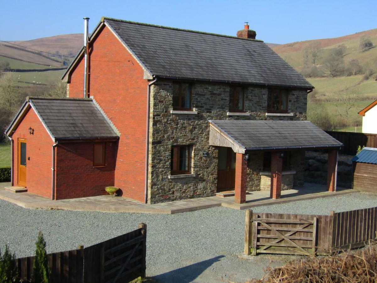 Nant-Y-Glyn Villa Llandrindod Wells Exterior photo